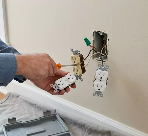 Professional Outlet Replacement: Your Local Swap-Out Team in Grove City, OH